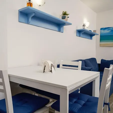 La Finestra Sul Mare - Antonella Apartment Vieste Exterior photo